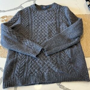 Vineyard vines sweater